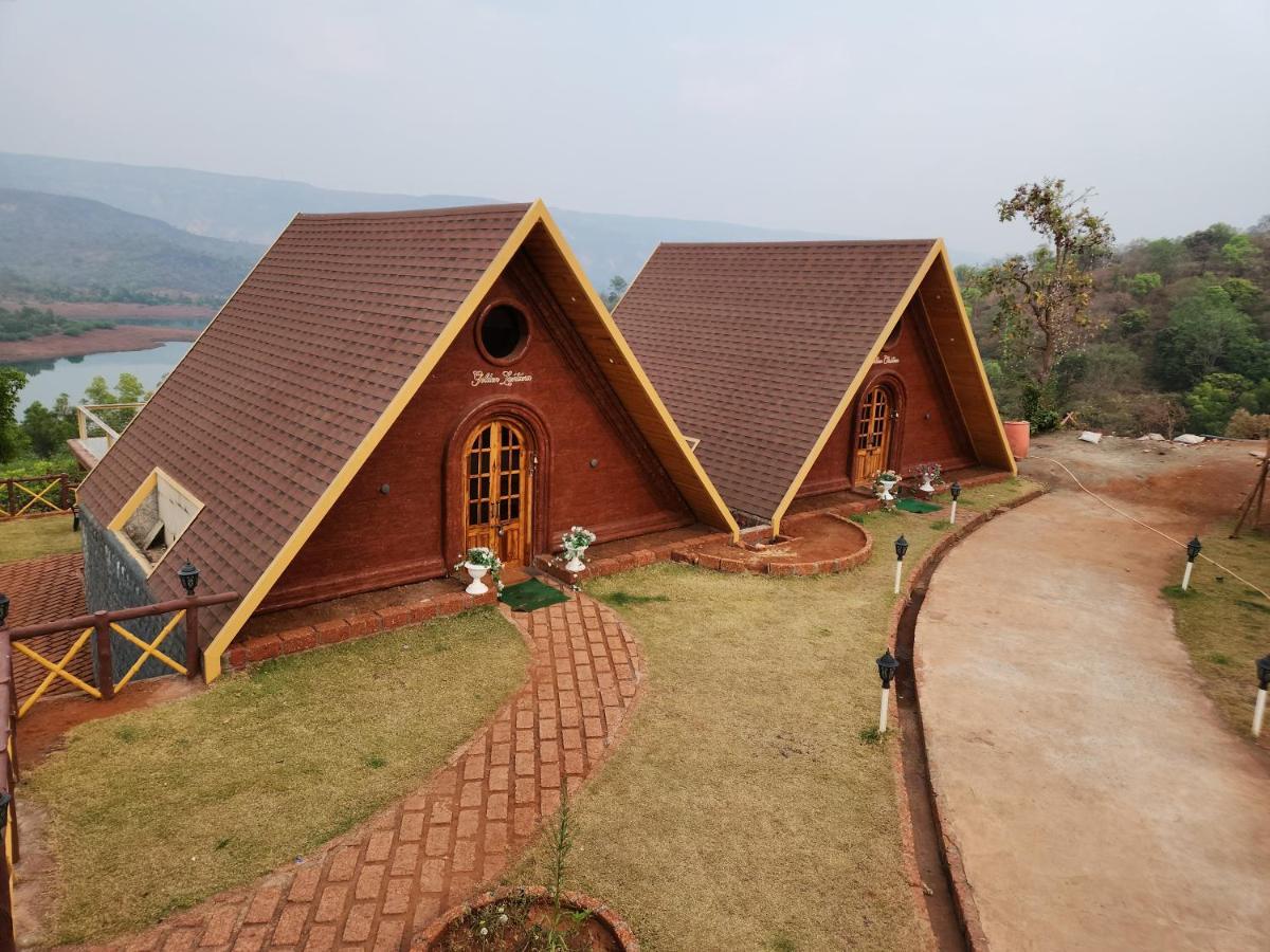 °HOTEL BROWNSTONE RESORT MAHABALESHWAR (India) BOOKED